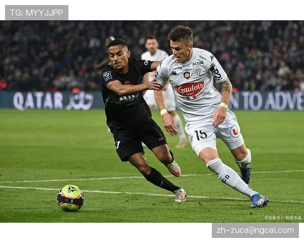 巴黎圣日耳曼赛程密集考验 欧冠联赛双线作战体能分配